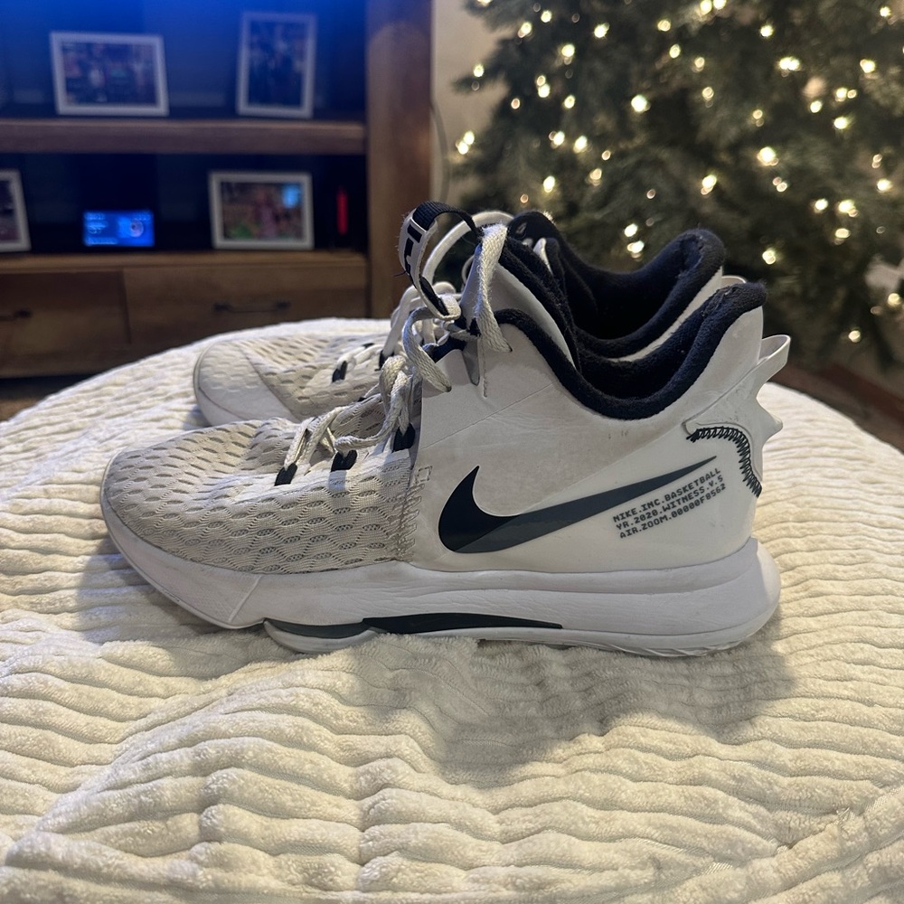 Nike White and Black Athletic Shoes
